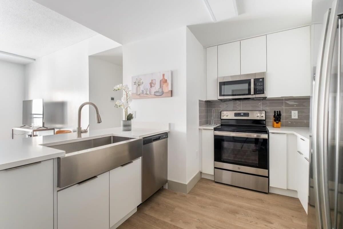 4B 2Ba Luxury Central Apartment With Gym Charlotte Eksteriør bilde