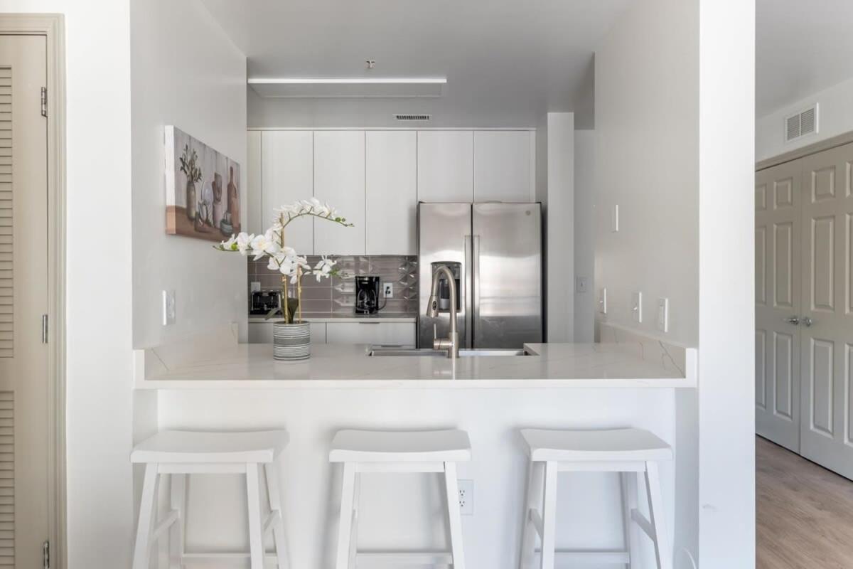 4B 2Ba Luxury Central Apartment With Gym Charlotte Eksteriør bilde